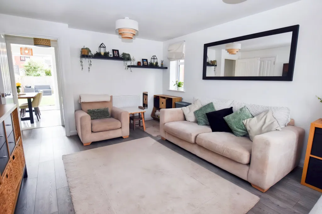 Verrill Close, Market Drayton, photo 4