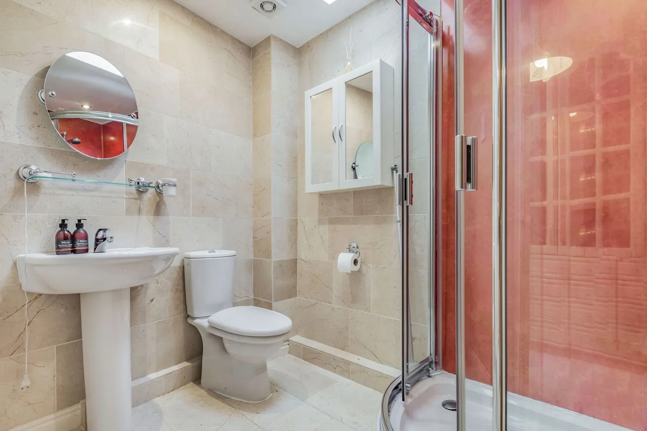 Home Farm Square, Birstwith, HG3, photo 21