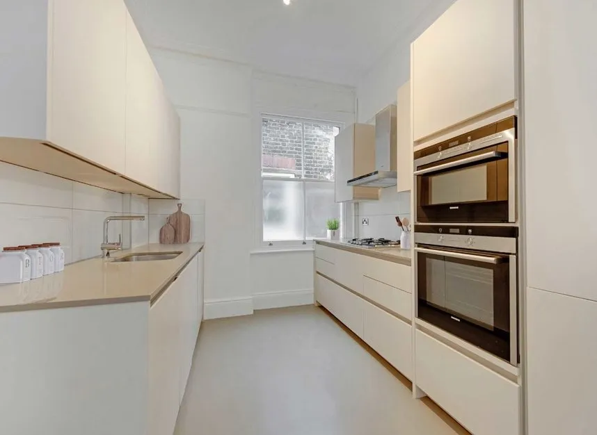 Brondesbury Road, Queen's Park, NW6, photo 3