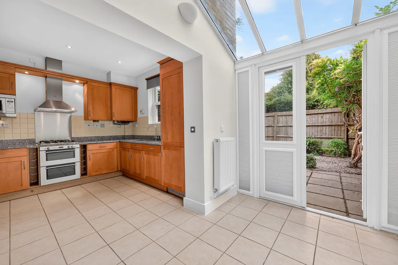 Pentlow Street, London, SW15, photo 8