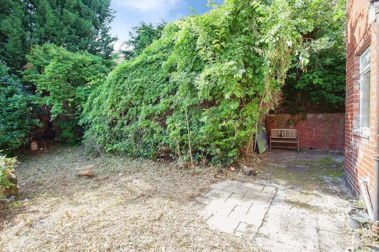 Thorncliffe Lane, Chapeltown, Sheffield, South Yorkshire, S35, photo 16