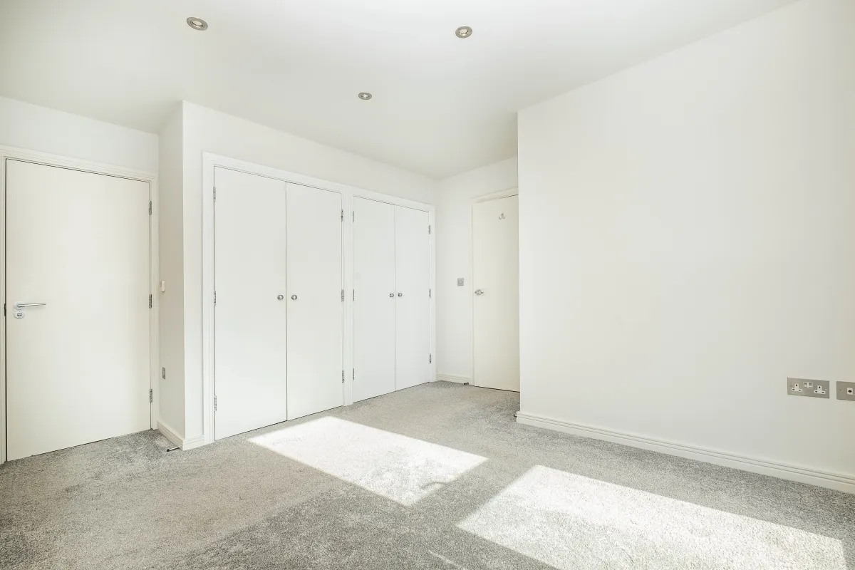 St. Mary's Road, Surbiton, KT6, photo 6