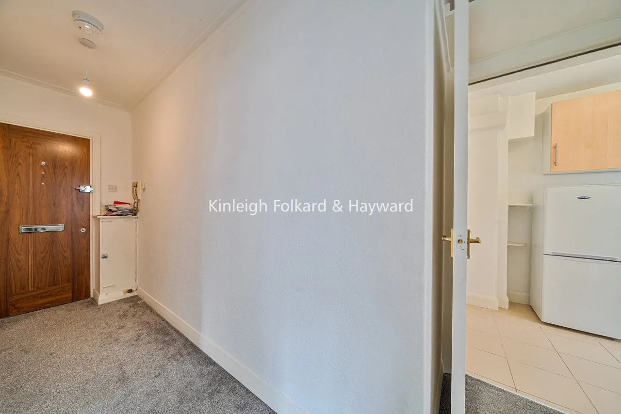 Corner Fielde, Brixton Hill, SW2, photo 5