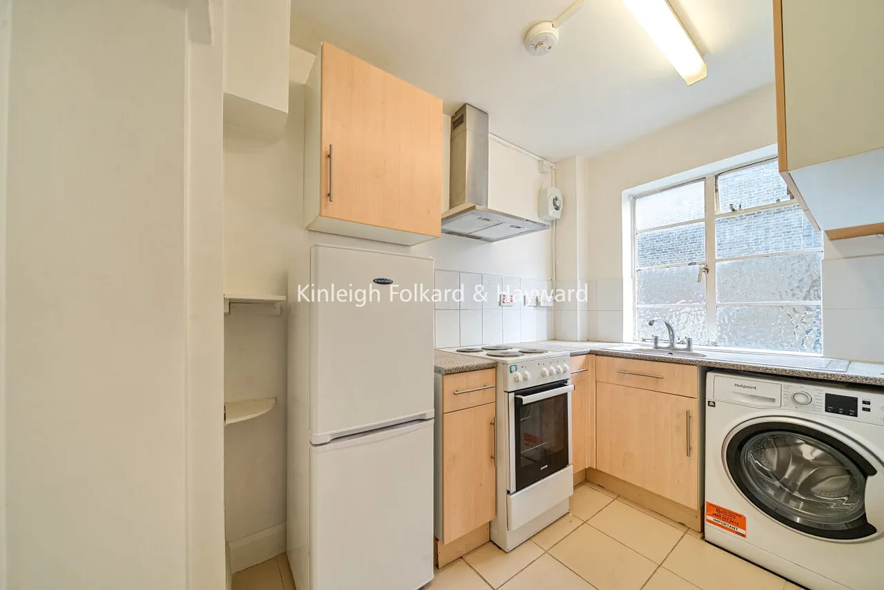 Corner Fielde, Brixton Hill, SW2, photo 6