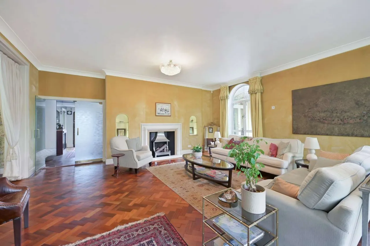 Northwood, HA6, photo 6