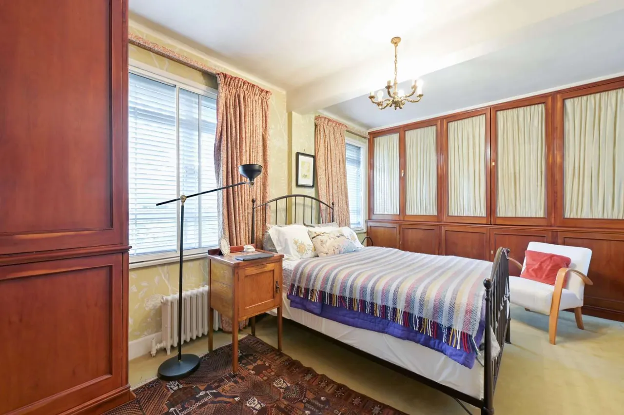 Northwood, HA6, photo 9