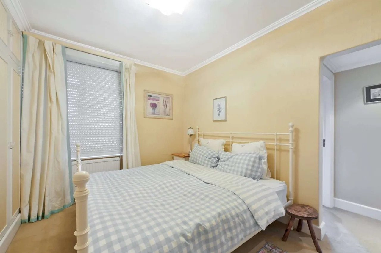 Northwood, HA6, photo 10