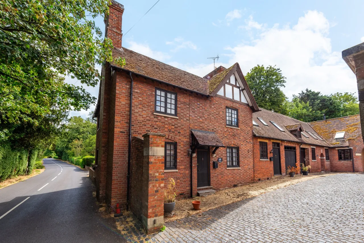 Stable Cottage, Stable Yard, LU7, photo 20