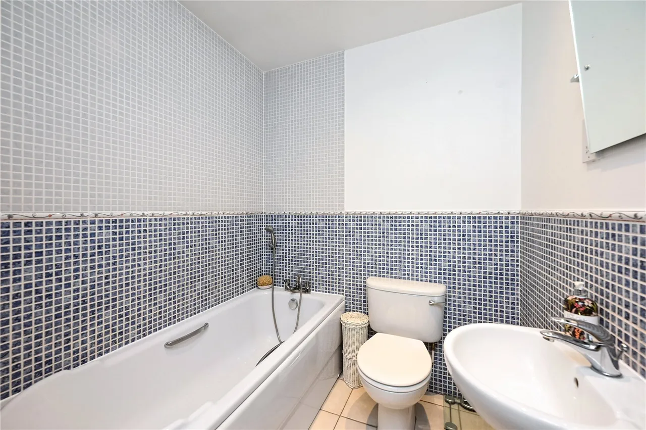 Elvetham Crescent, Fleet, Hampshire, GU51 1BU, photo 10