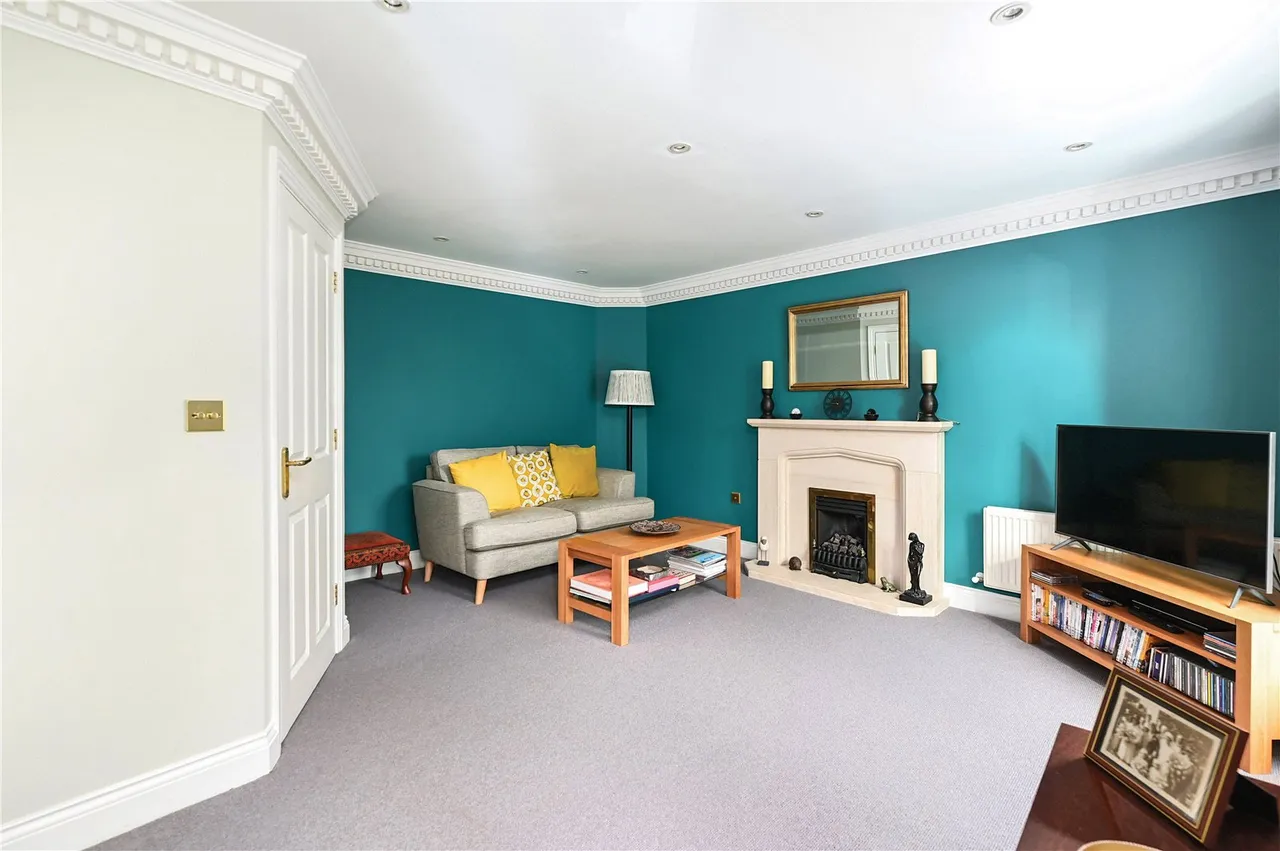 Elvetham Crescent, Fleet, Hampshire, GU51 1BU, photo 11
