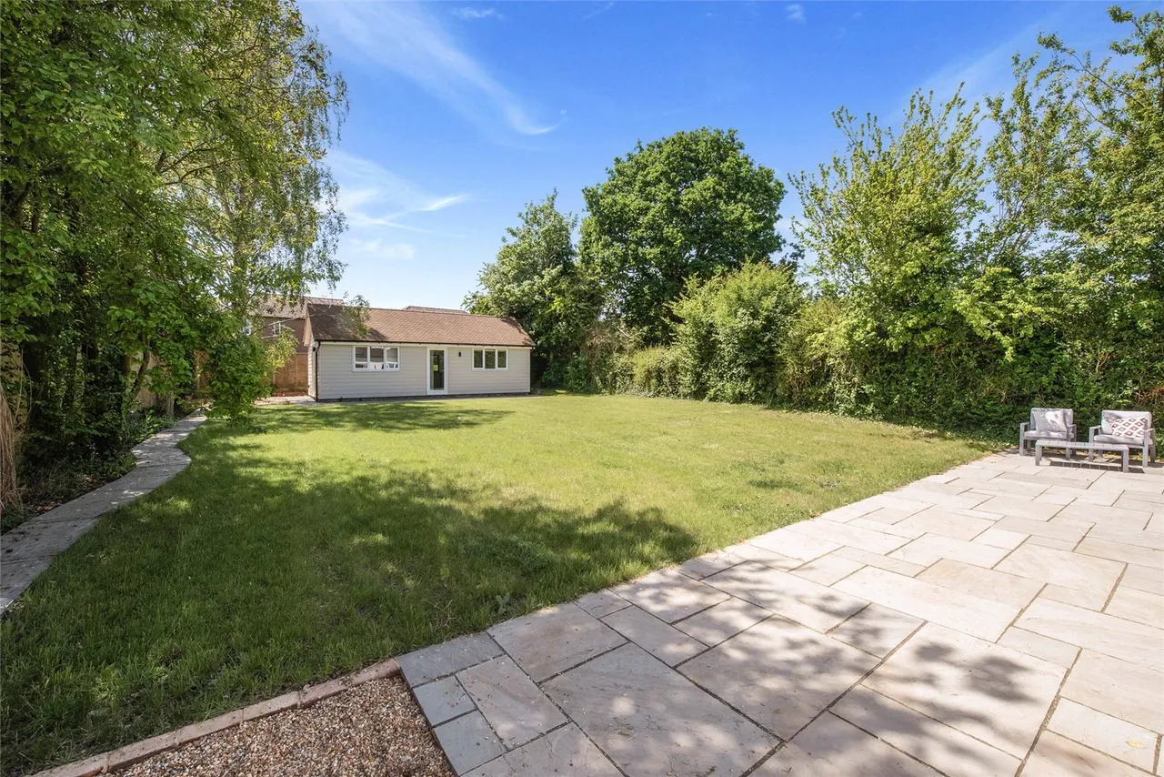 Elm Grove, Barnham, PO22, photo 10