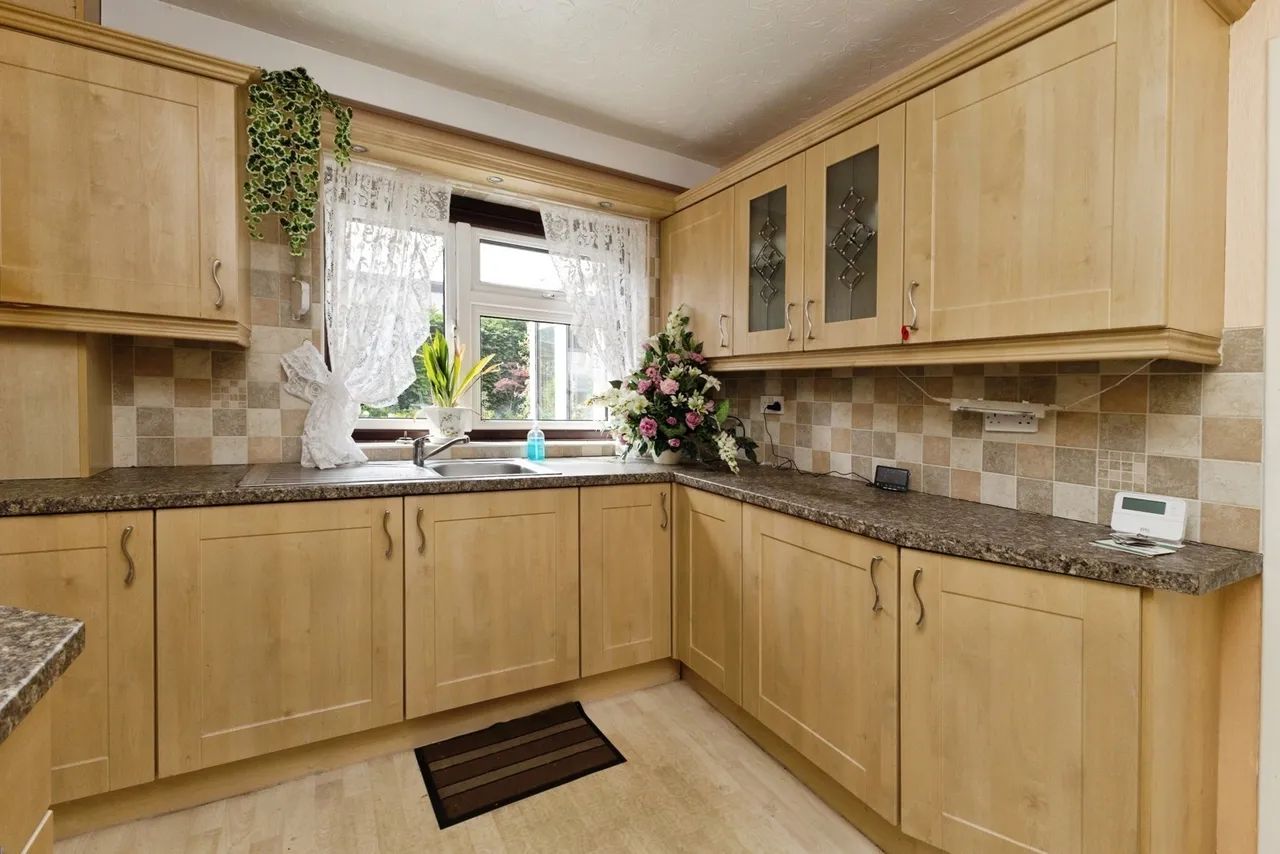 Dalmuir Close, Eaglescliffe, Stockton-on-Tees, Durham, TS16, photo 8