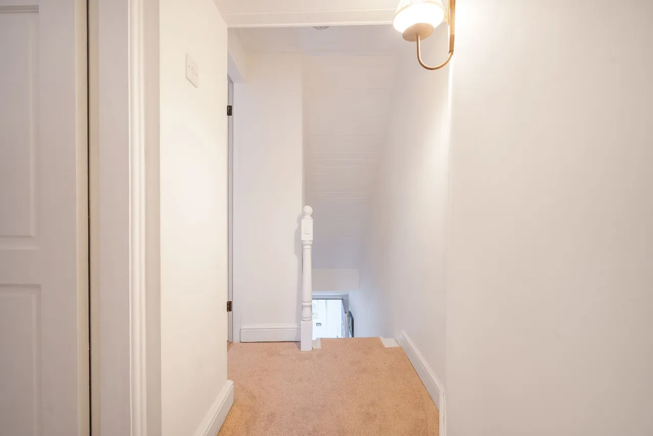 Moor End Road, Mellor, SK6, photo 17
