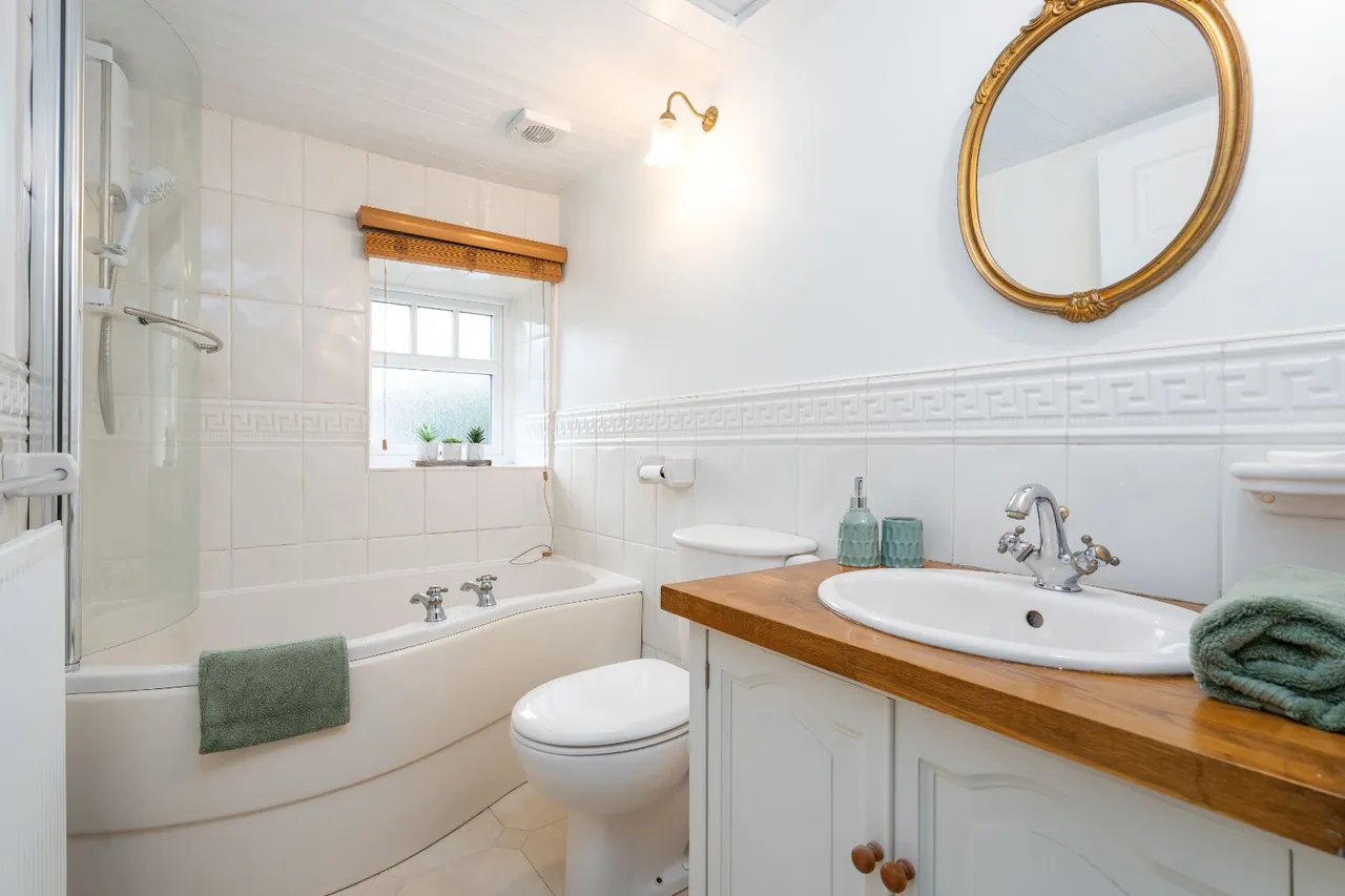Moor End Road, Mellor, SK6, photo 15
