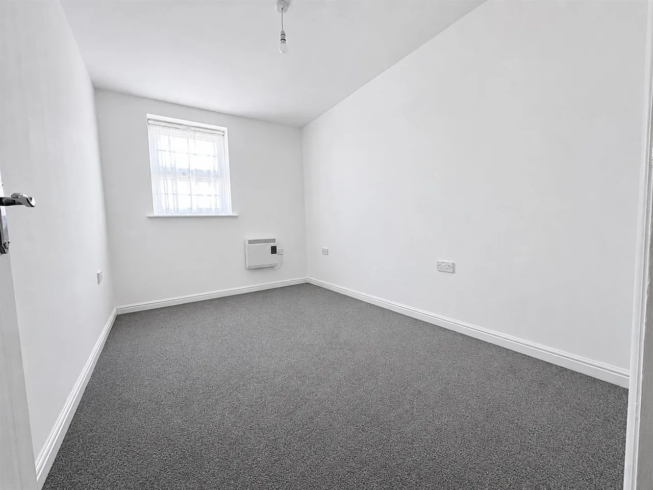 Holyhead Mews, Cippenham, photo 7