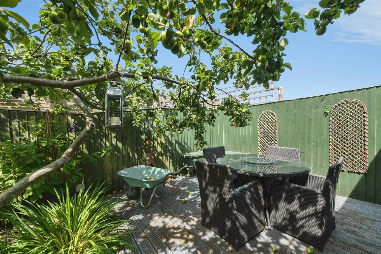 Dunsford Gardens, Exeter, EX4, photo 16