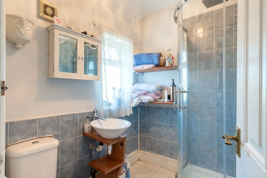 Farnham Road, Loughborough, LE11, photo 10