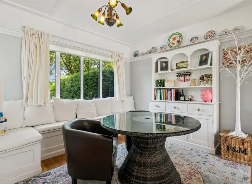 Wellesley Crescent, Strawberry Hill, TW2, photo 4