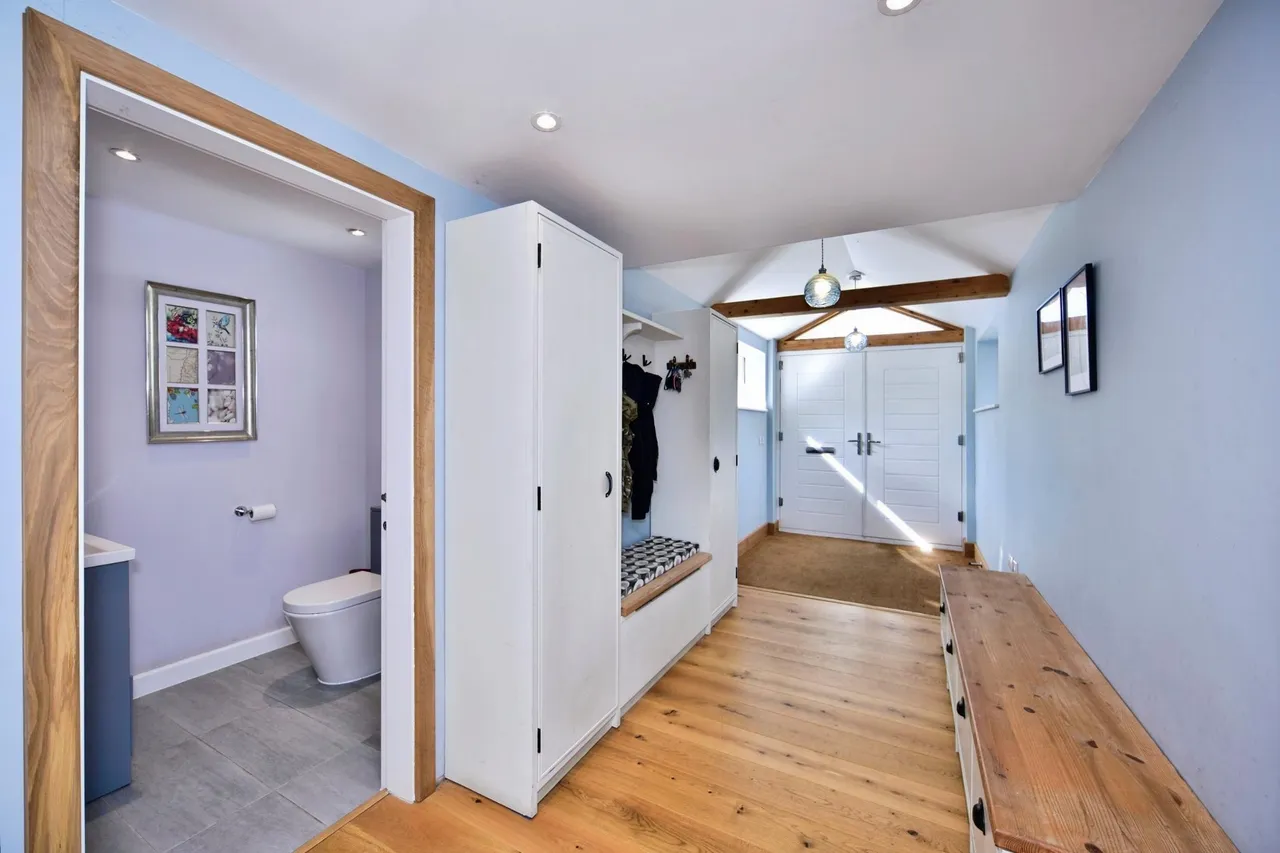 Church Road, Offham, ME19, photo 6