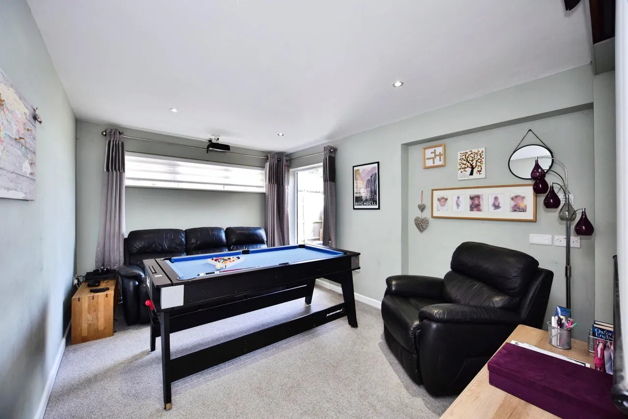 Church Road, Offham, ME19, photo 12