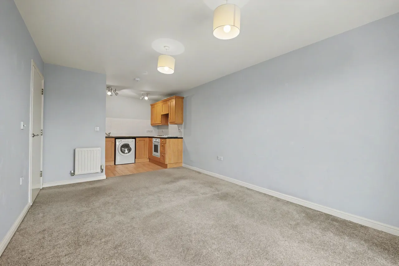 Fount Court, Market Harborough, LE16, photo 2