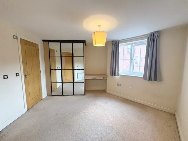 Dingle Close, M26, photo 5
