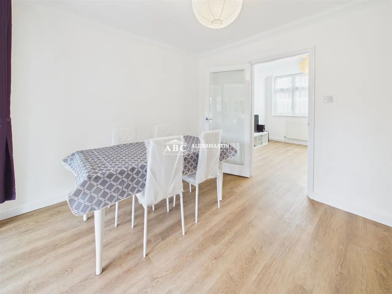 Riverdene, Edgware, photo 5