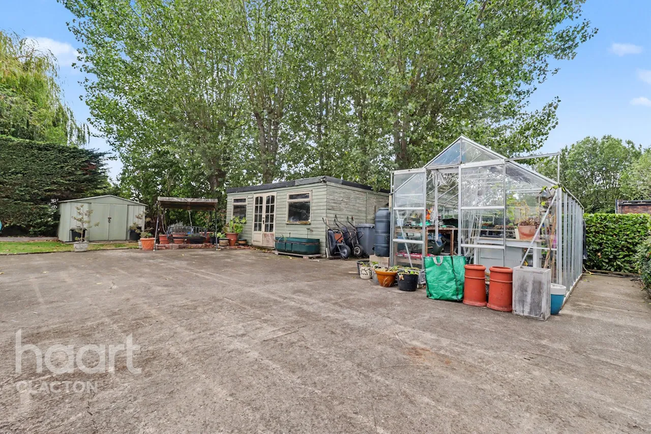 London Road, Clacton-On-Sea, CO16, photo 29