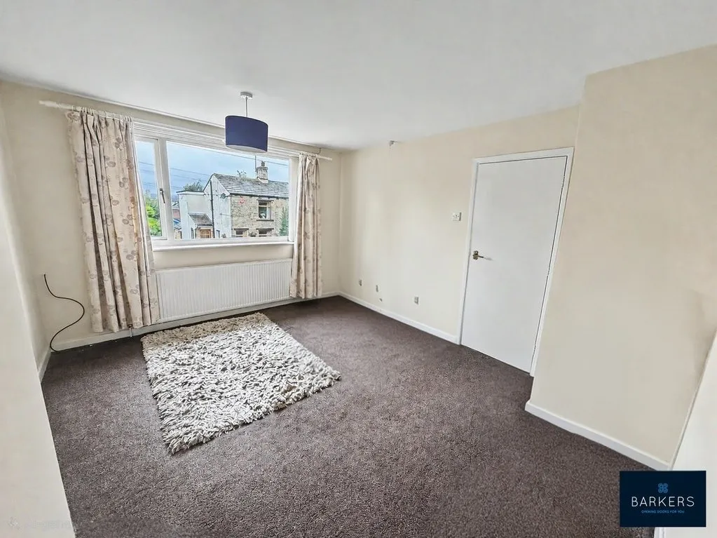 Stead Road, Bradford BD4 6QX, photo 9