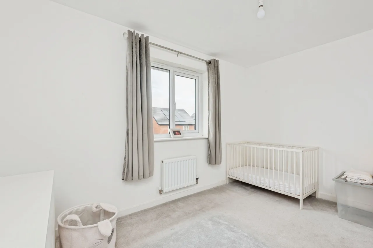 Fields Avenue, Halewood, L26, photo 18
