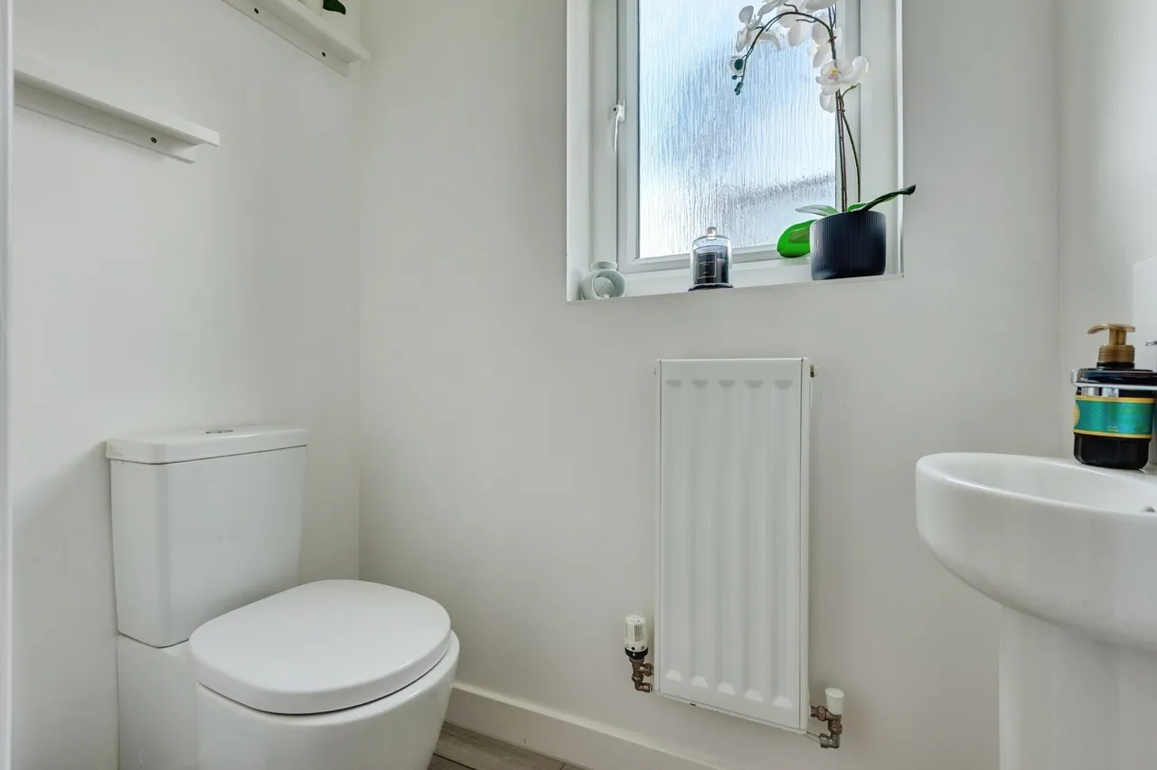 Fields Avenue, Halewood, L26, photo 10