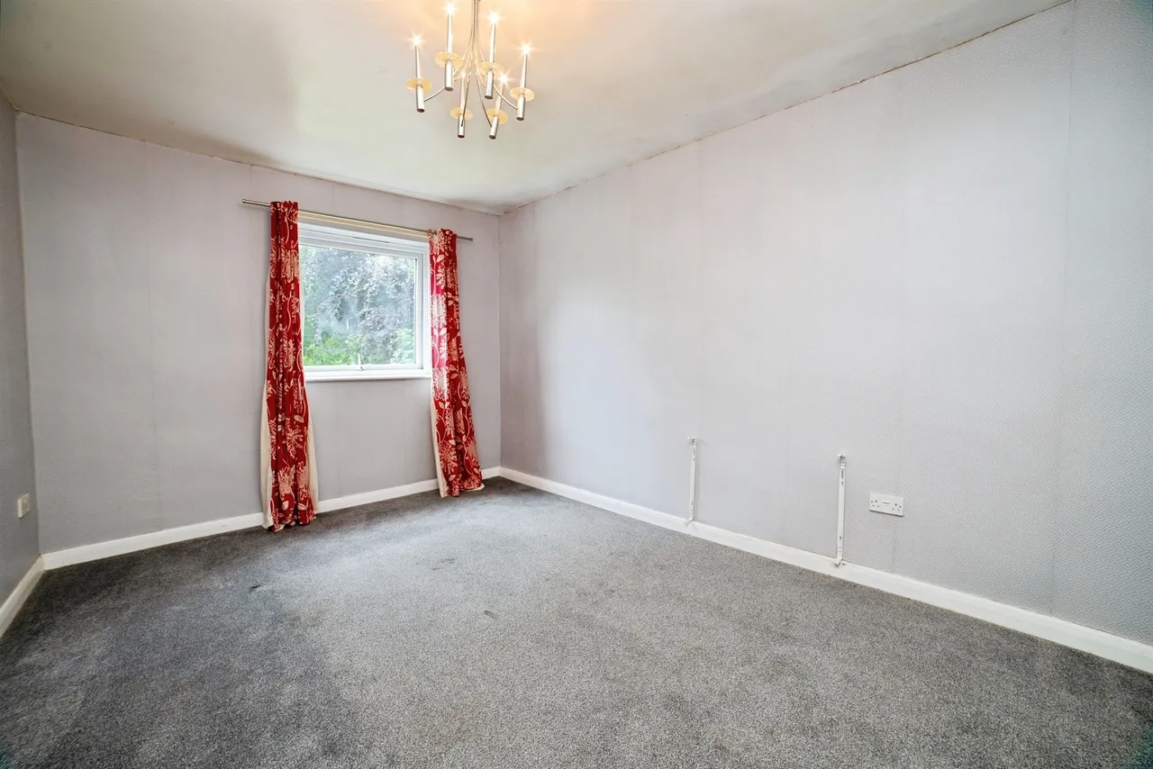 Derwent Grove, Alfreton, DE55, photo 15