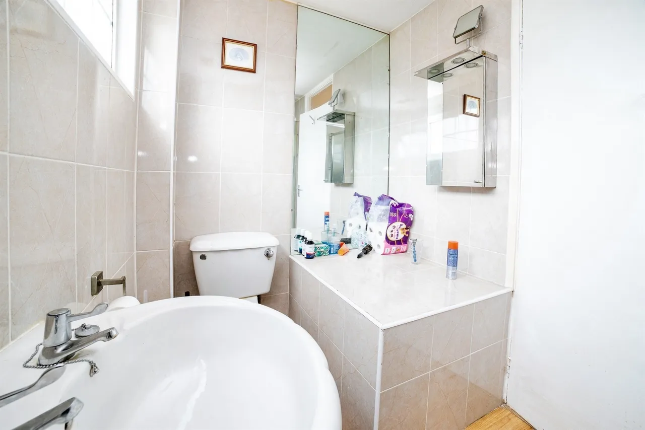 Derwent Grove, Alfreton, DE55, photo 18