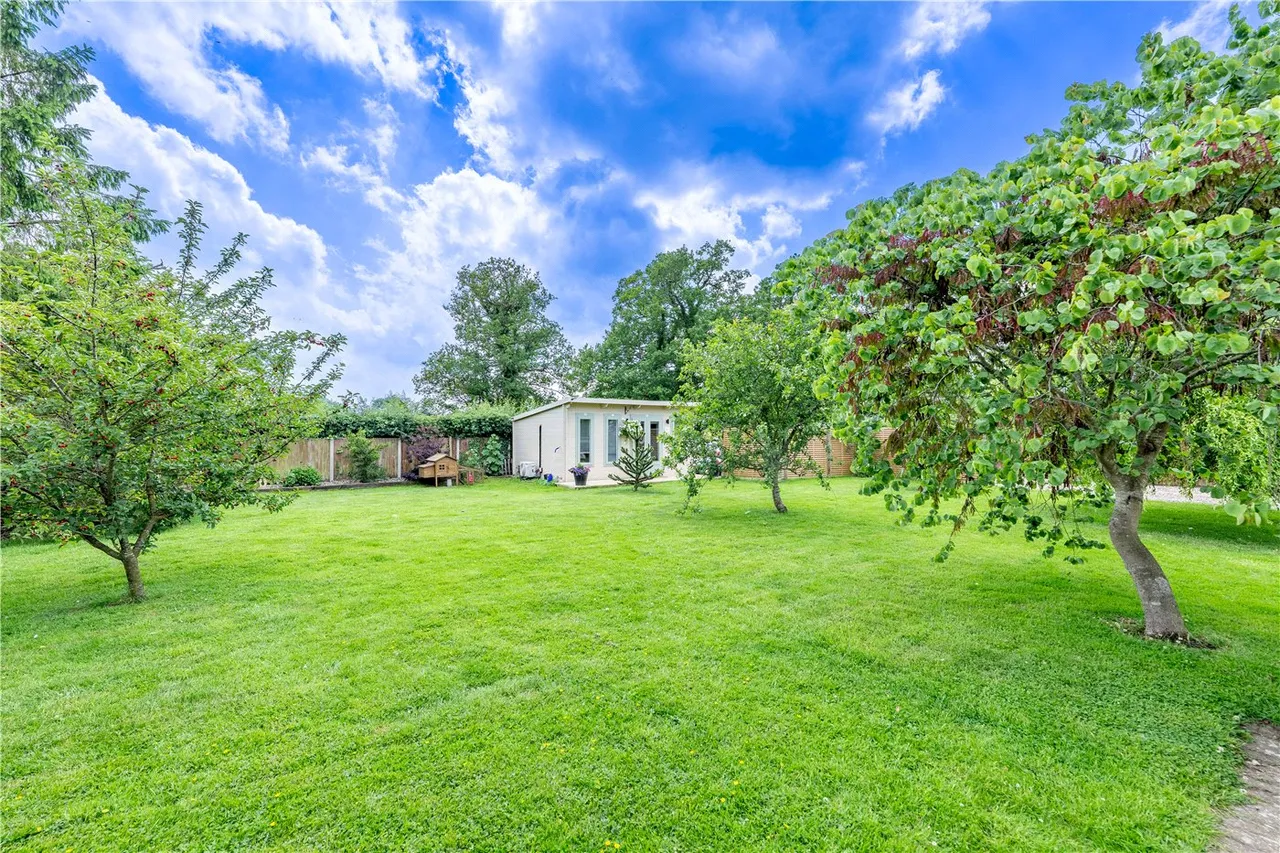 Arminghall Lane, Arminghall, Norwich, Norfolk, NR14, photo 5