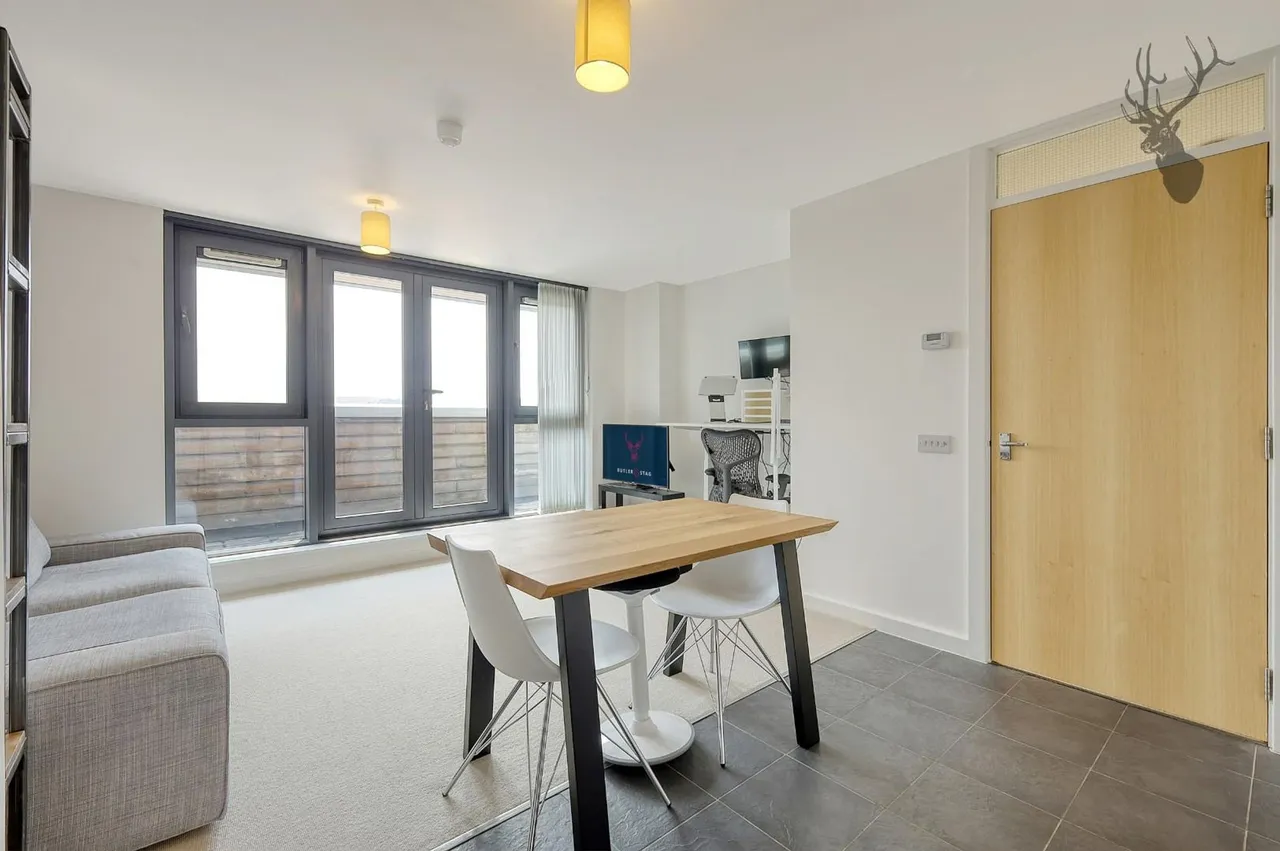 Taylor Place, London, E3, photo 3