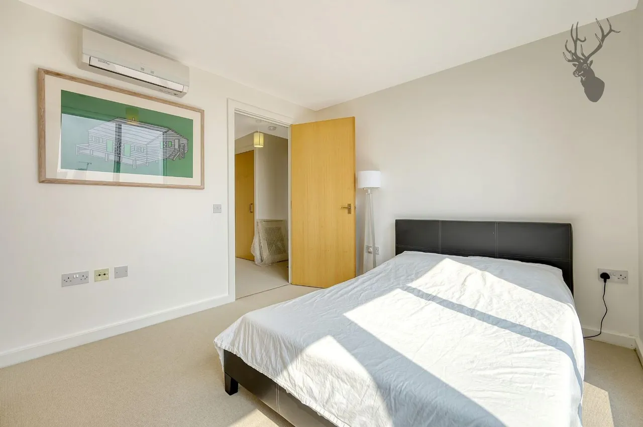 Taylor Place, London, E3, photo 6