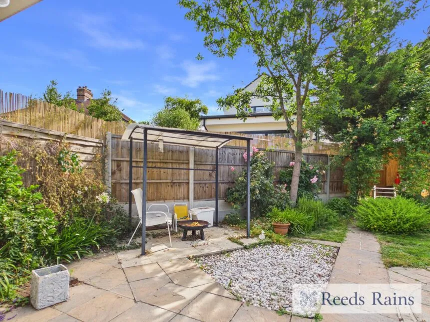 Upper Rainham Road, Hornchurch, RM12, photo 11