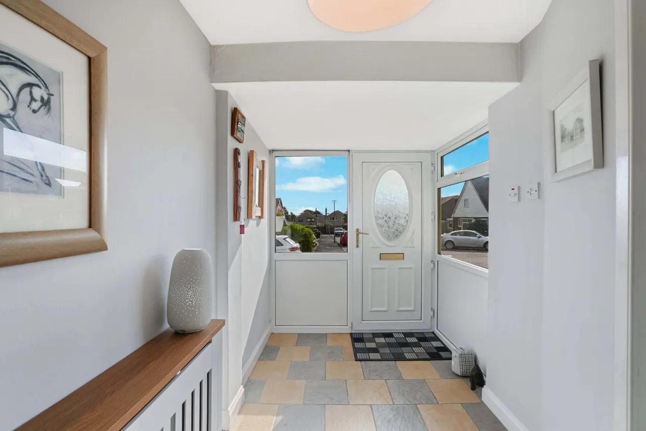 Hamilton Crescent, Bishopton, PA7, photo 7