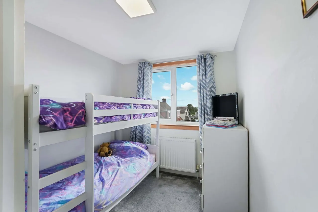 Hamilton Crescent, Bishopton, PA7, photo 10