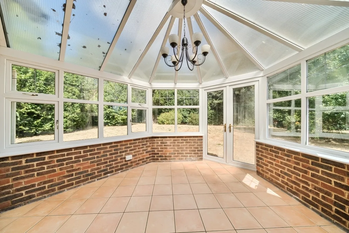 Heathside Place, Epsom KT18, photo 4