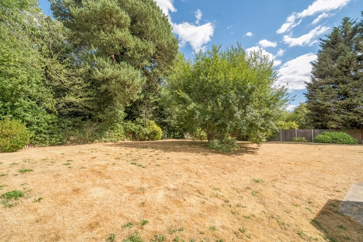 Heathside Place, Epsom KT18, photo 7
