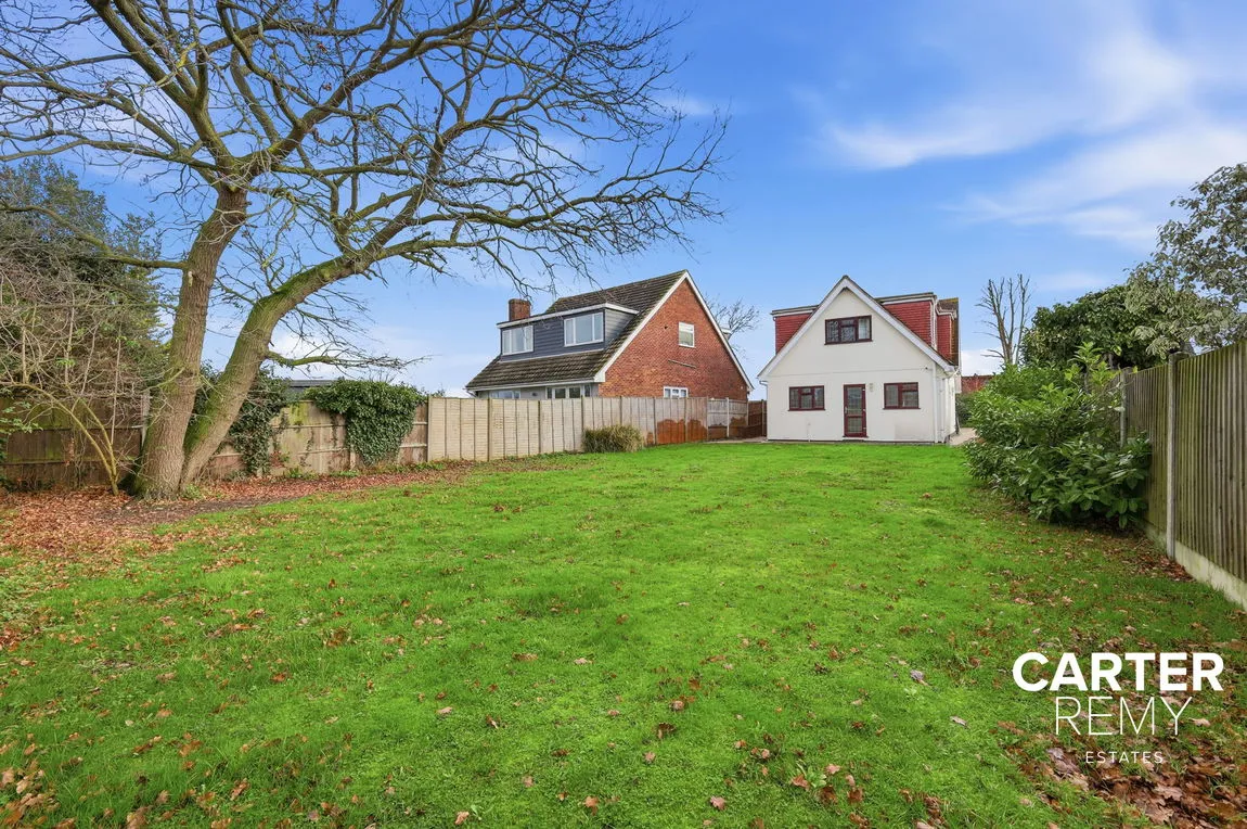 Highlands Crescent, Bowers Gifford, SS13 2JB, photo 4