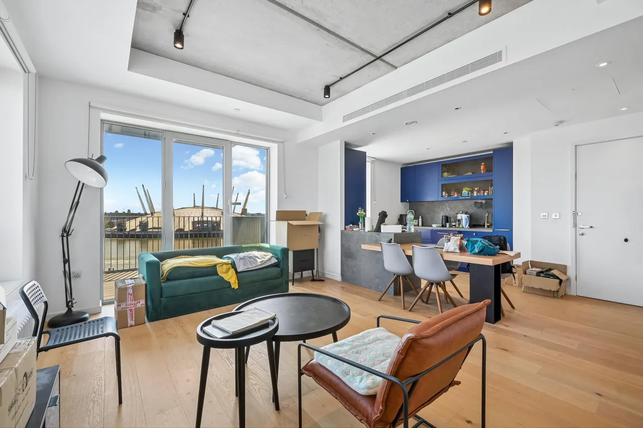1 bed flat for sale, Serapis House, Goodluck Hope, E14