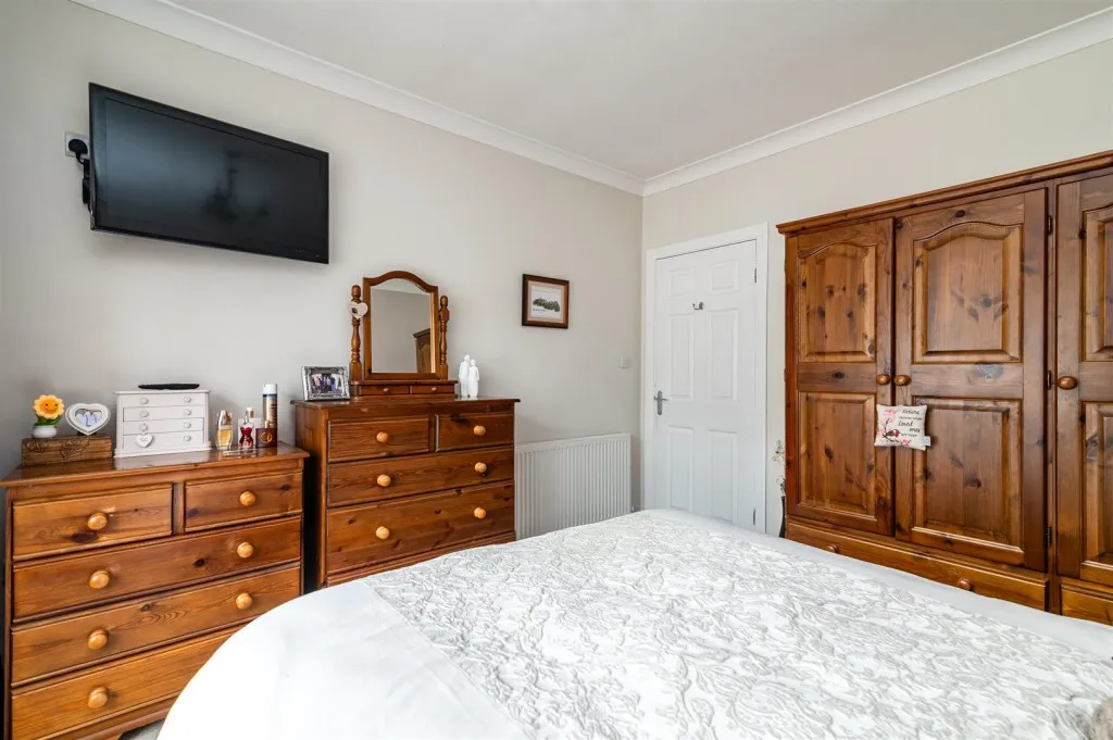 Bulcote Drive, Burton Joyce, photo 12