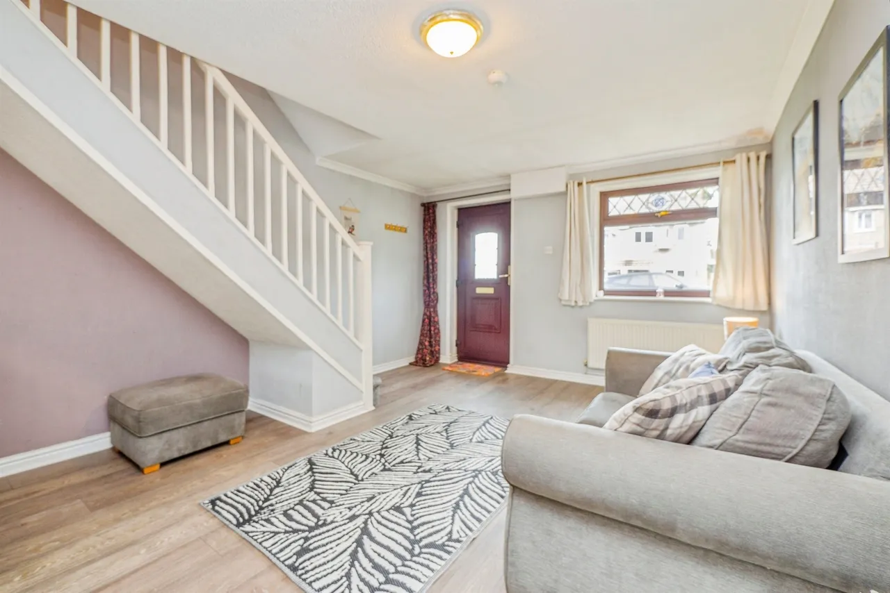 Horwood Close, Splott, Cardiff, photo 2