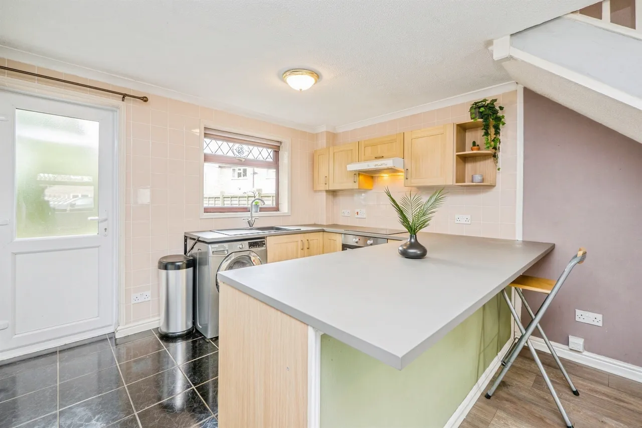Horwood Close, Splott, Cardiff, photo 5