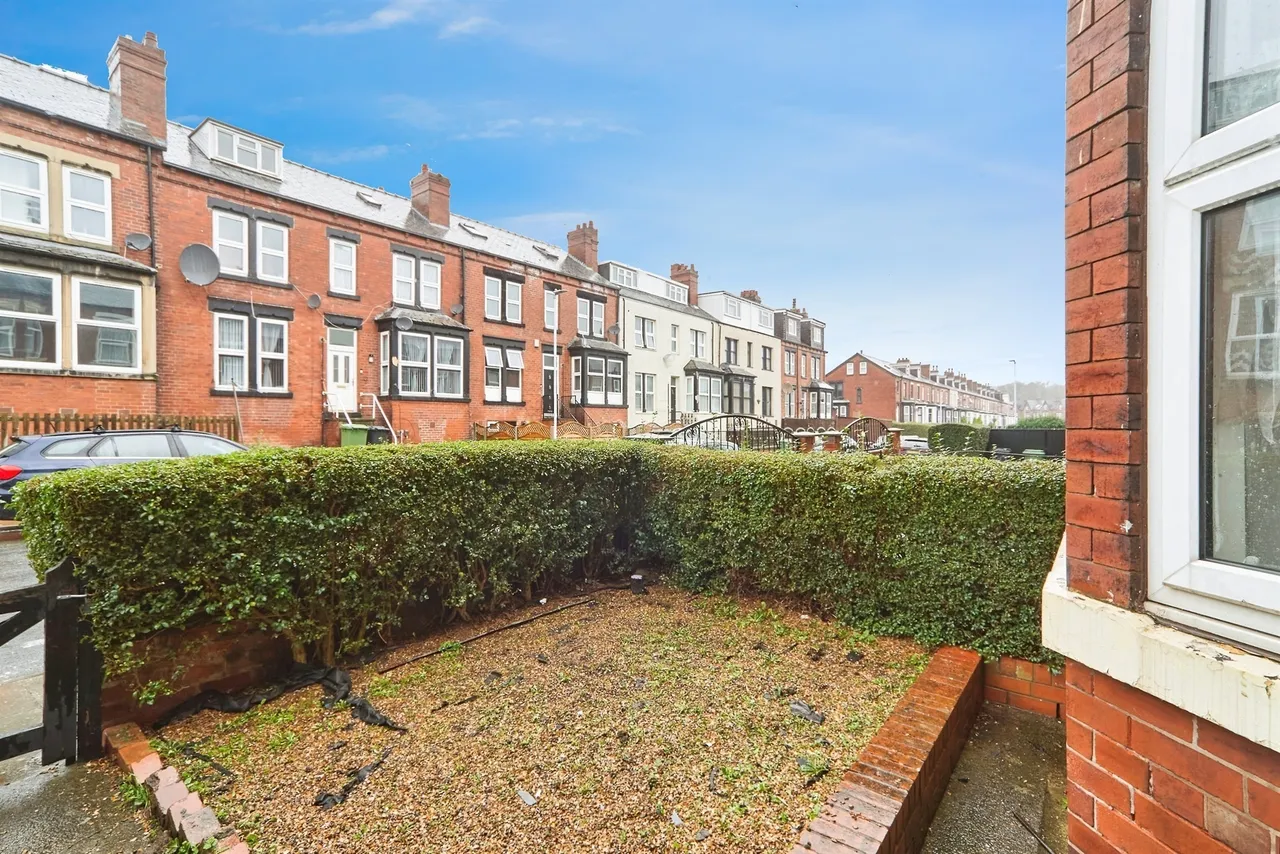 Hillcrest Avenue, Leeds, photo 2