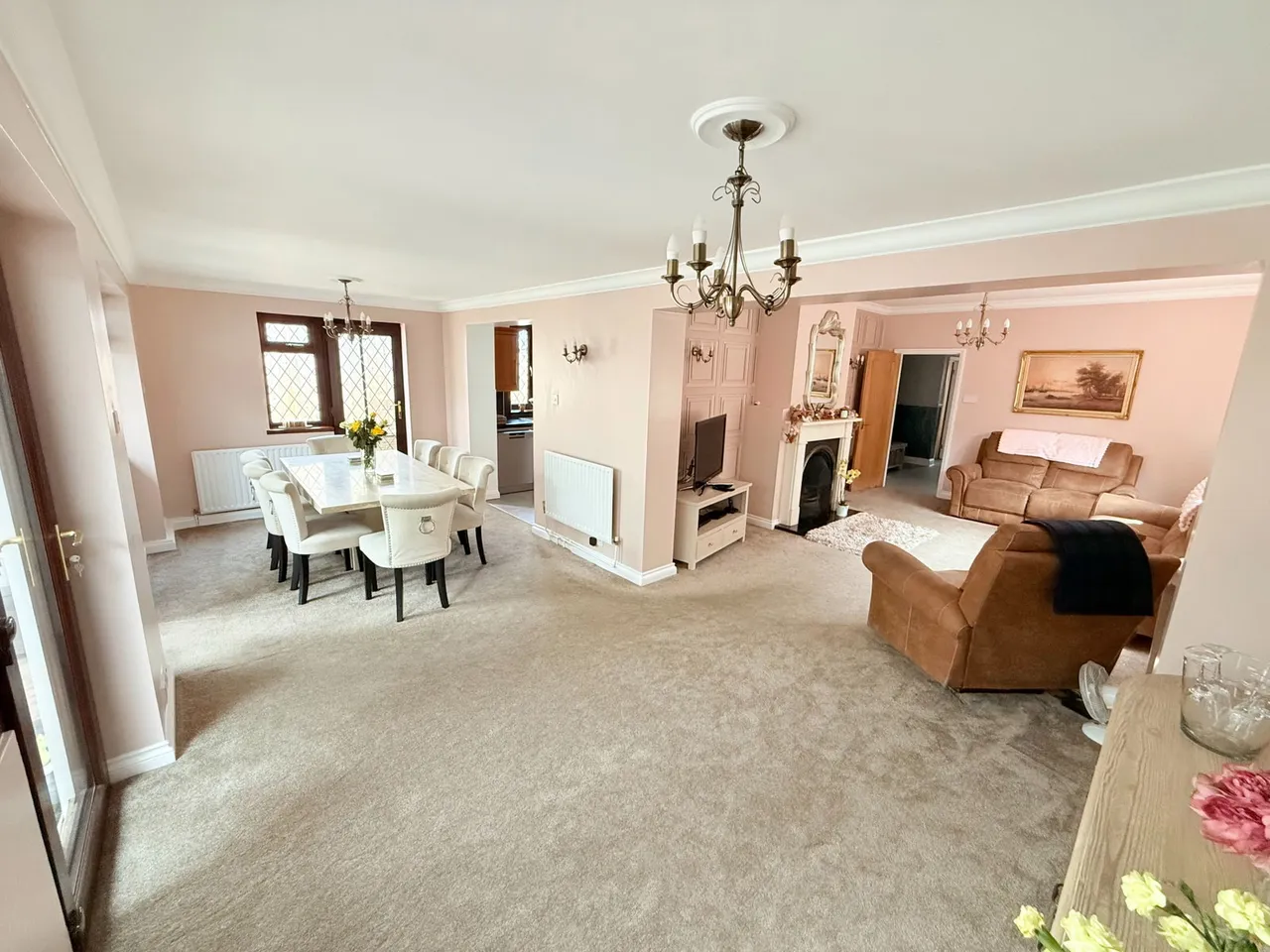 Downs road, Istead Rise walking distance to the primary school, photo 2