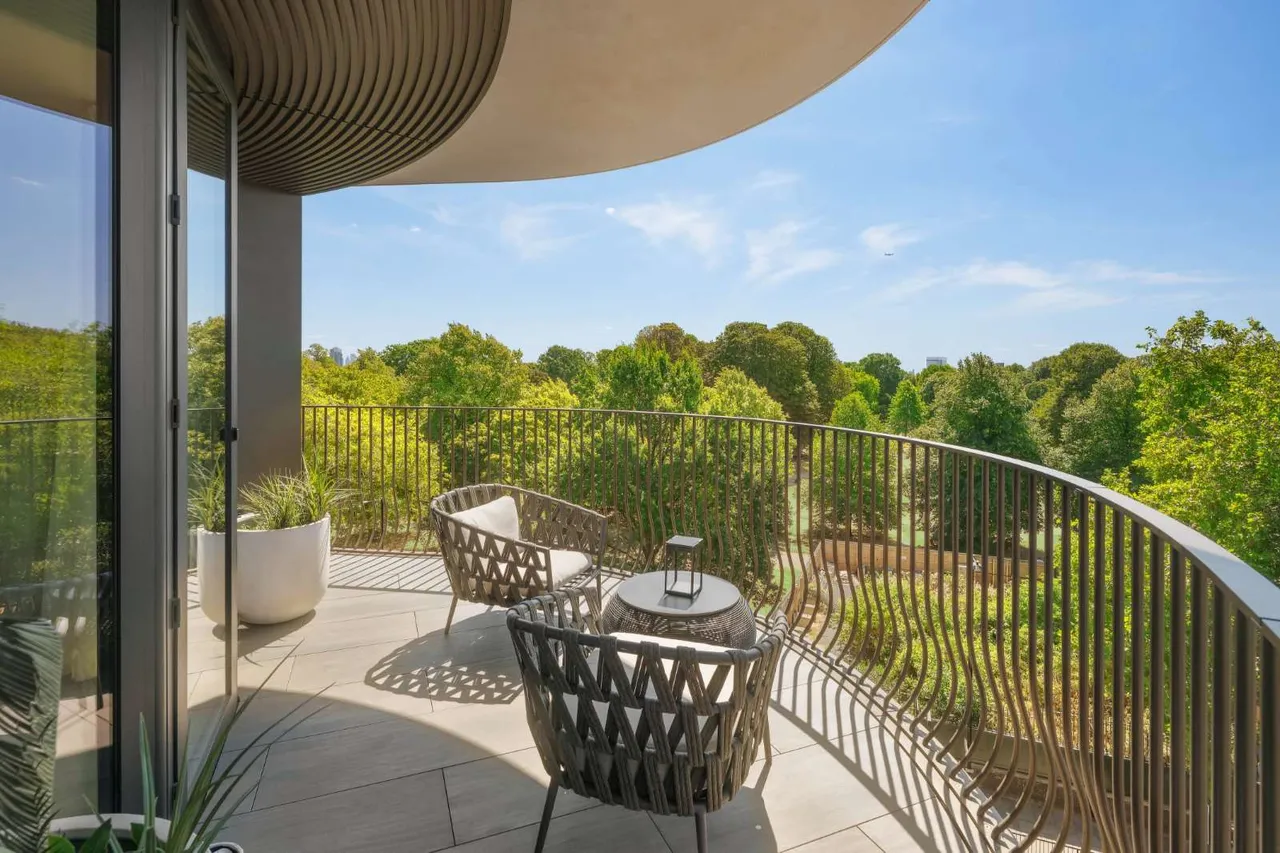Park Modern, 123 Bayswater Road, London, W2 3JH, photo 3