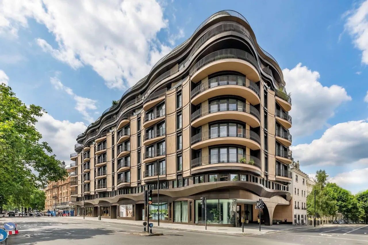 Park Modern, 123 Bayswater Road, London, W2 3JH, photo 2